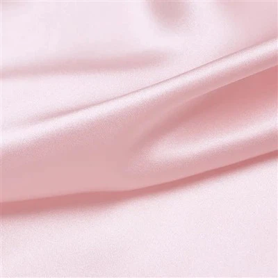 Tissu en satin de soie rose